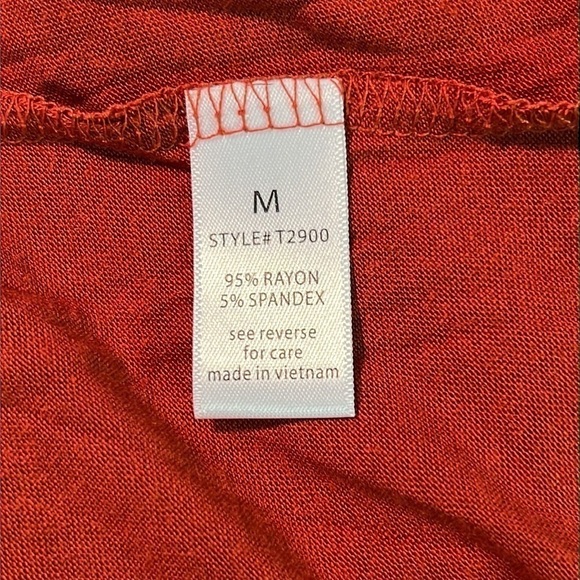 ACTIVE USA BURNT ORANGE CASUAL SHORT SLEEVED VNECK TSHIRT MEDIUM - Picture 9 of 9
